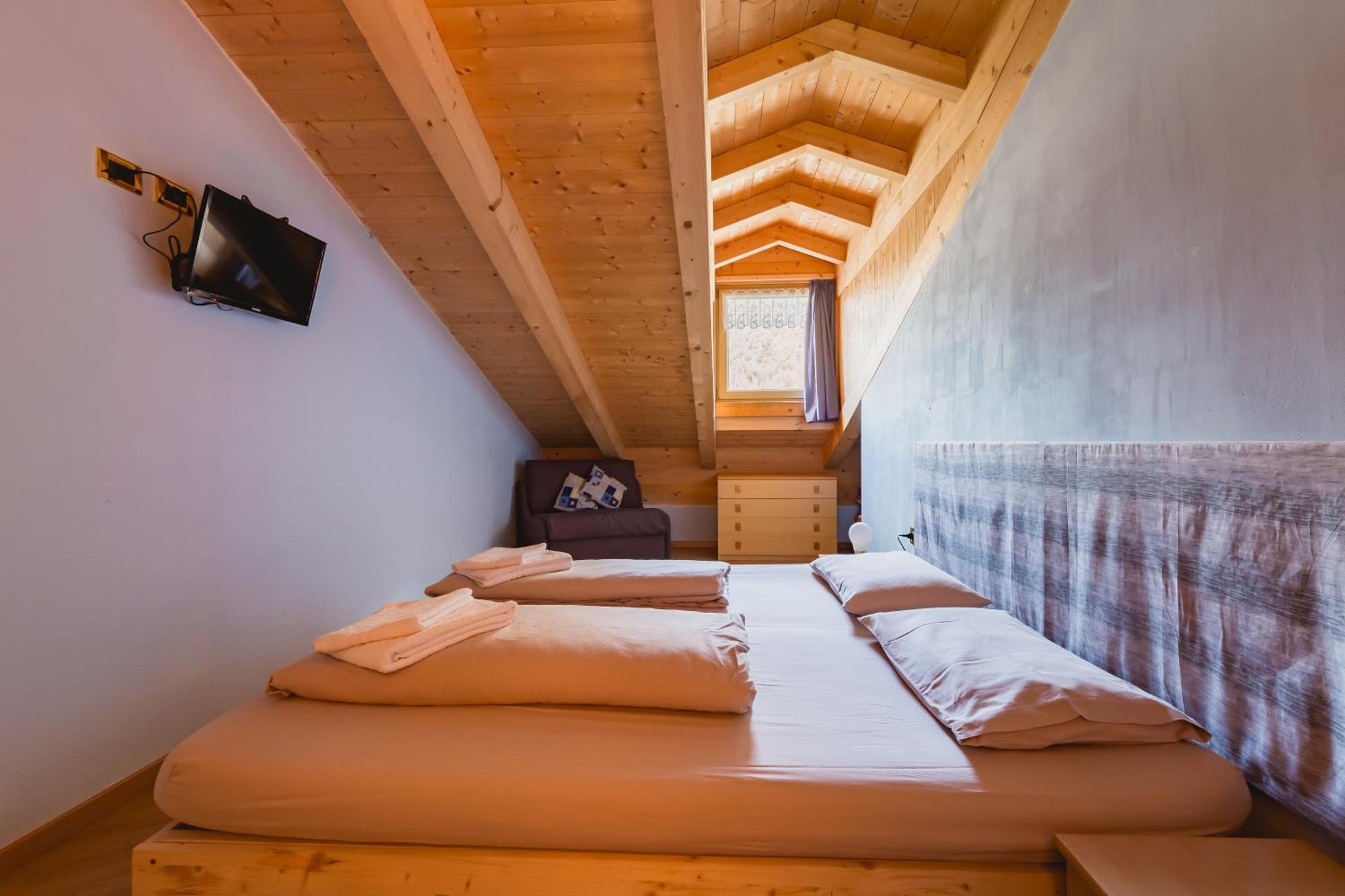 Bergreen Apartments Ossana Ruang foto